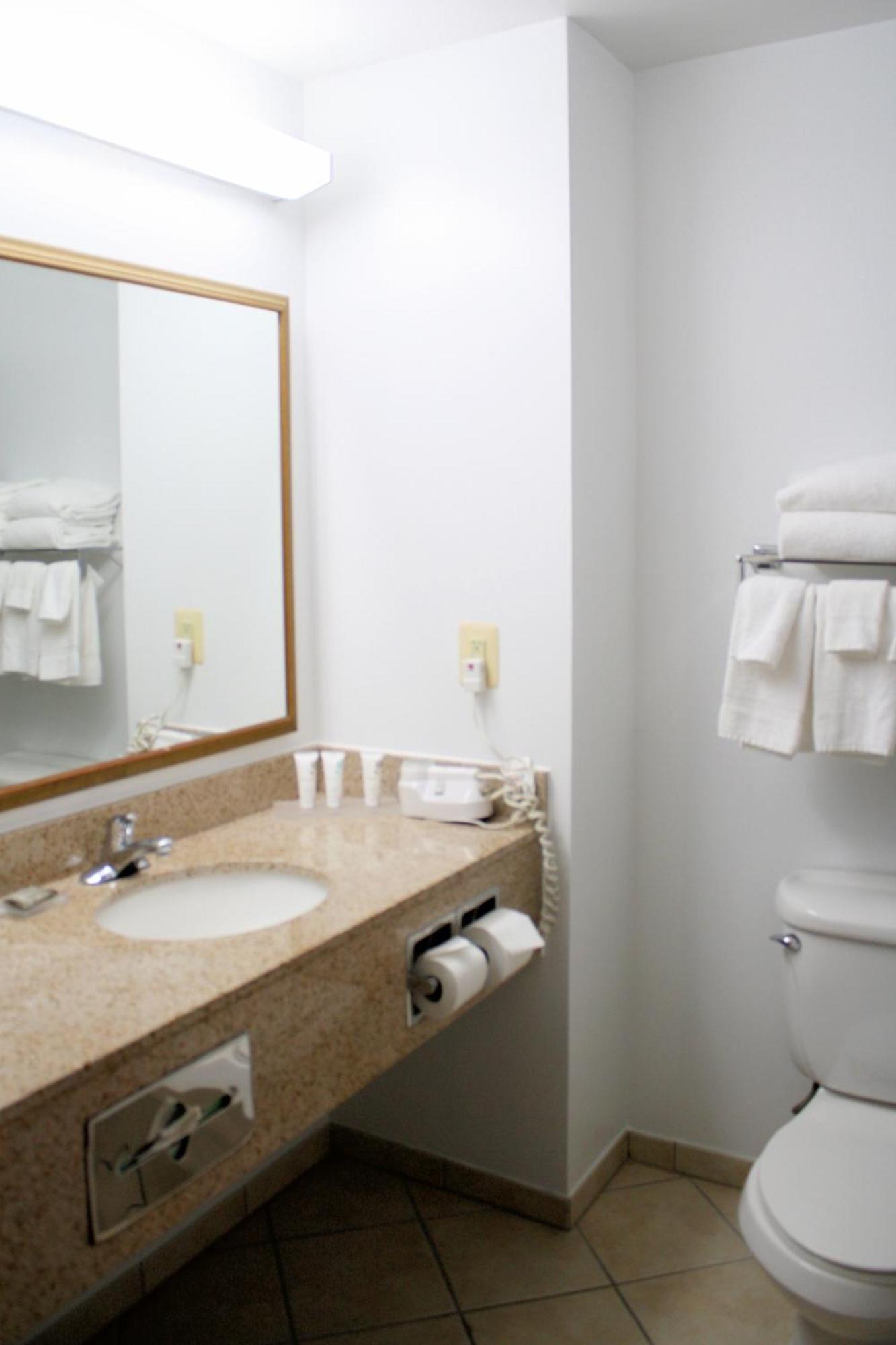 Country Inn & Suites By Radisson, BWI Airport Baltimore , Md Linthicum Exterior photo